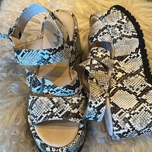 Free people platform snakeskin 3  Buckles Sandals